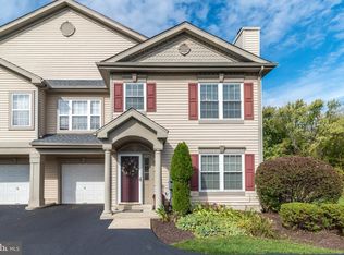 1008 Julian Dr W #W, Warminster, PA 18974