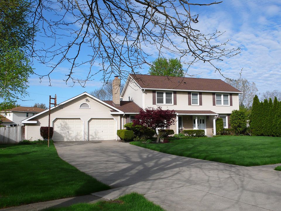1st image of 101 Chestnut Hill Ln S