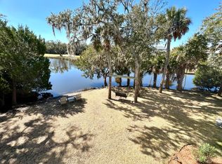 8 Heron Cv, Edisto Island, SC 29438