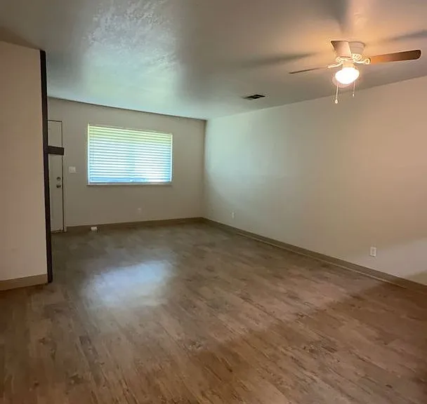 2348 W Pinedale Ave #2 — Photo 1