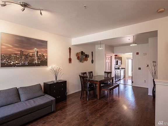3rd image of 2313 Milton Way Unit B