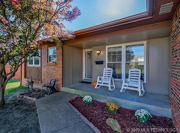 3rd image of 5001 Allen Ct