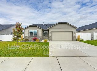 12335 N Gipper Loop, Rathdrum, ID 83858