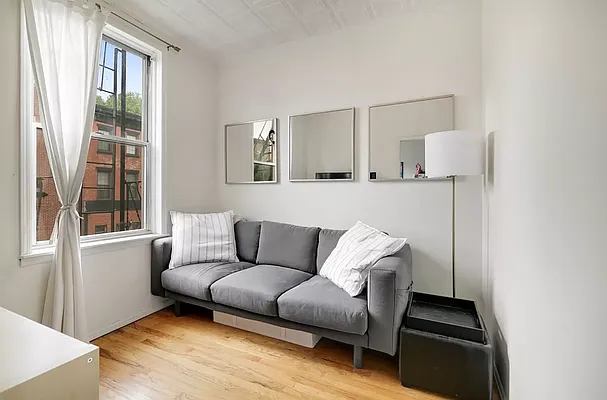 Rented by Compass | media 13