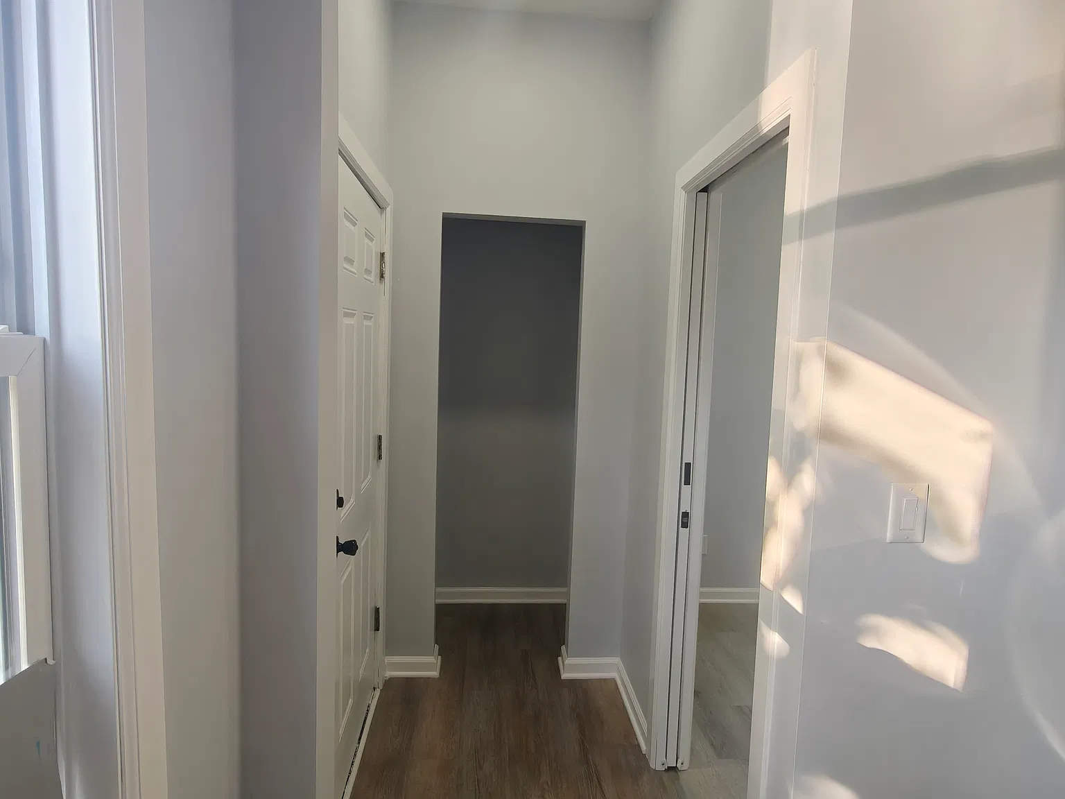 3 bed, $1,800 — Photo 1
