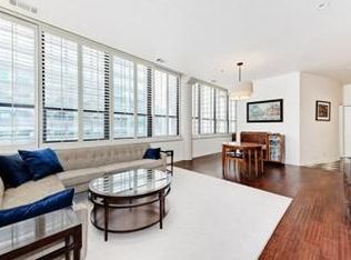 132 S Canal St #515, Chicago, IL 60606