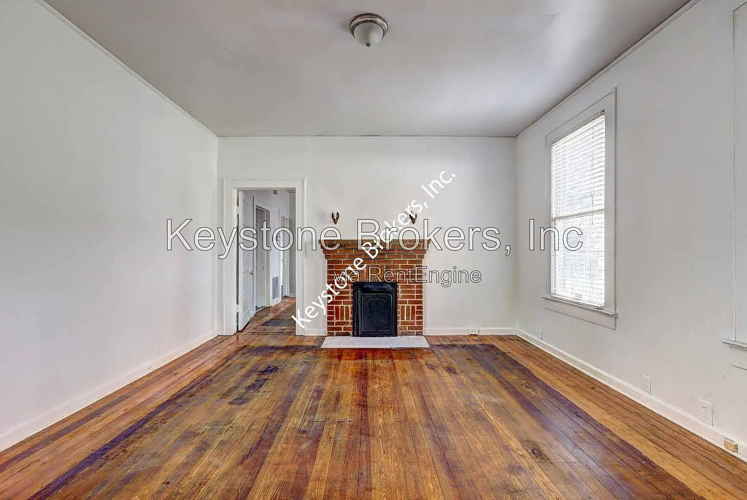 3 bed, 2.0 bath, 1740 sqft, $1,075 — Photo 3