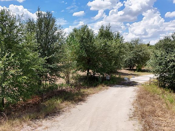 4th image of Little Mississippi Cemetery Rd