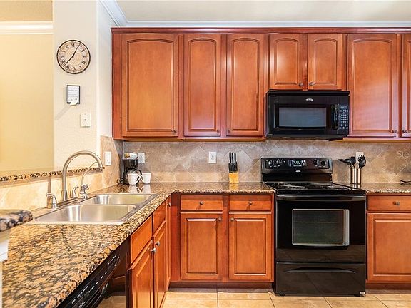 5th image of 904 Charo Pkwy Unit 524