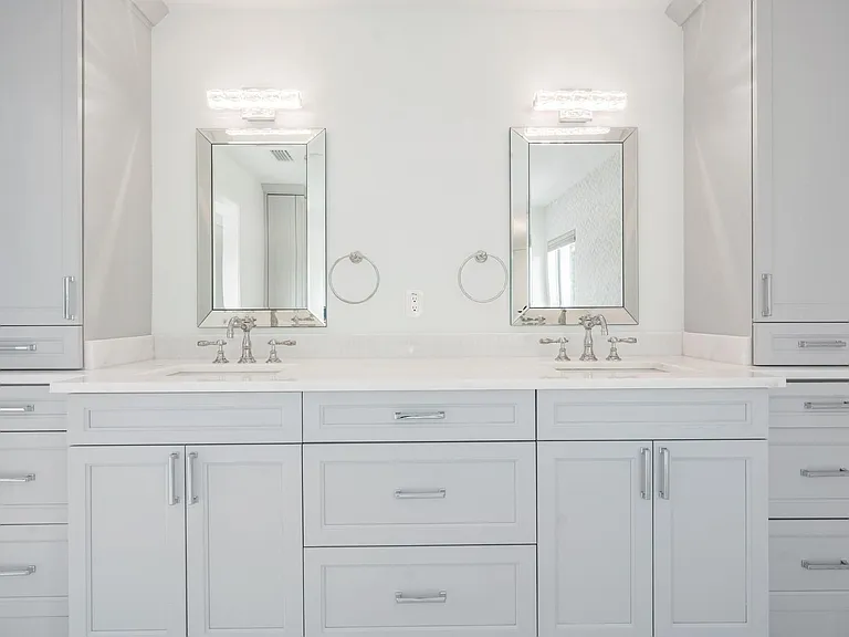 Master Bath Sinks