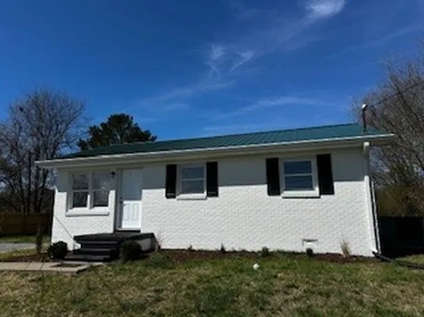 404 Airport Rd, Portland, TN 37148