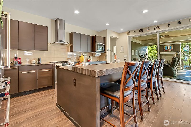 5th image of 12067 SE 305th Place