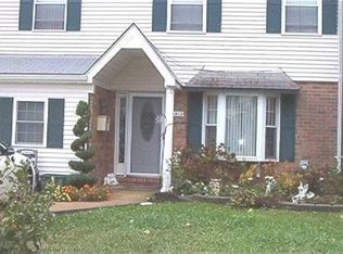 6412 Lenox Ct, Bensalem, PA 19020