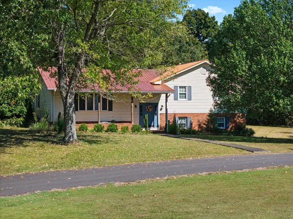 155 Christopher Rd, Fredonia, KY 42411
