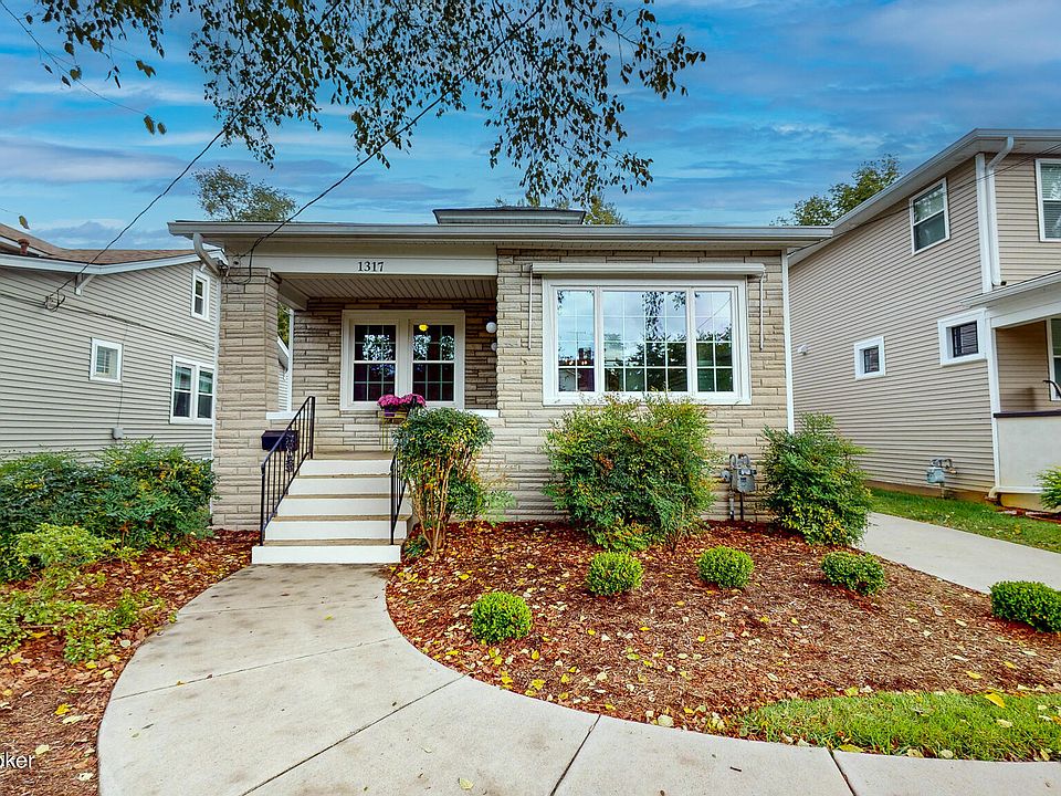 1st image of 1317 Lydia St