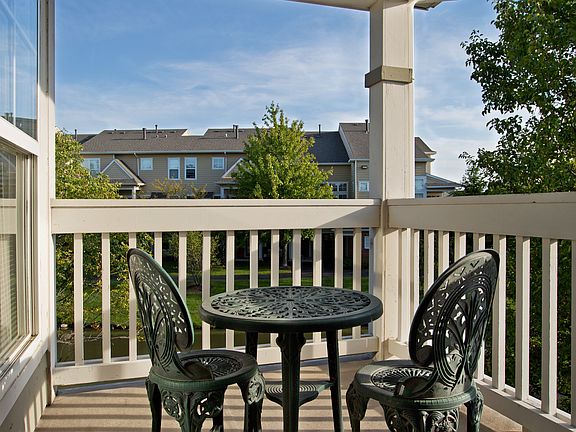 4th image of 1540 Watkins Ln Unit 208