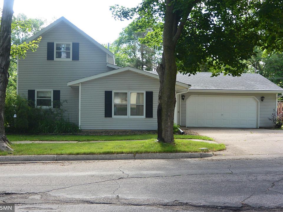 1st image of 1514 Chandler Ave N