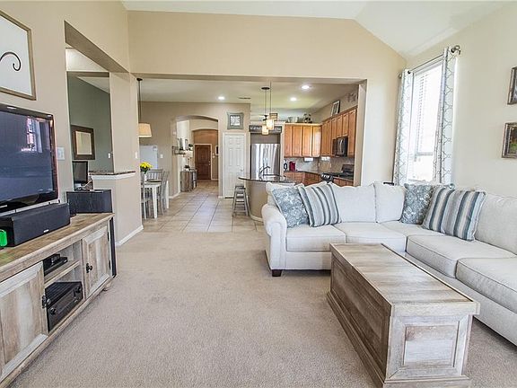 2nd image of 3008 Mosswood Dr