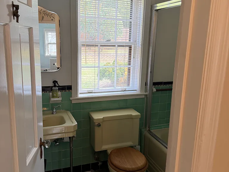 4509 Dexter St NW — Photo 6