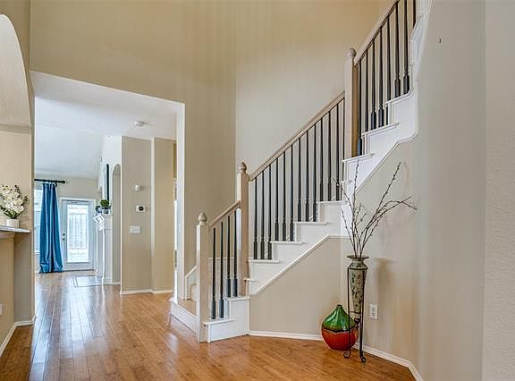 5th image of 18695 Gibbons Dr