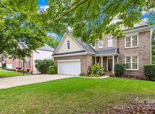 17112 Cambridge Grove Dr, Huntersville, NC 28078