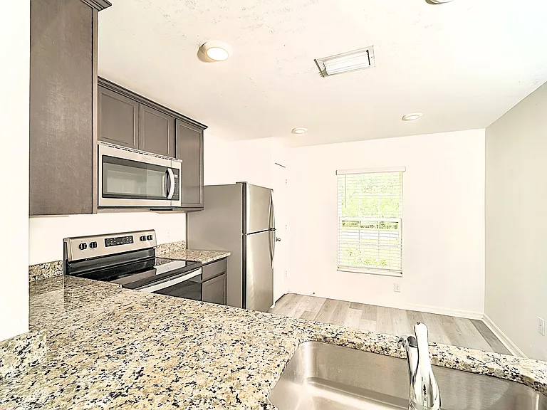 3337 Andalusia Blvd — Photo 8