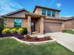 9113 Stone Mill Ln, Fort Worth, TX 76179