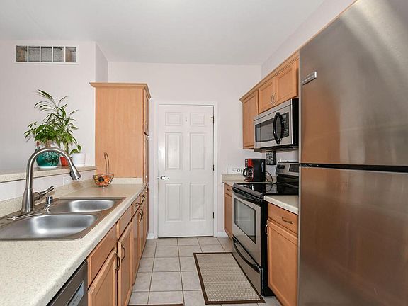 4th image of 6955 S Riverwood BOULEVARD #211