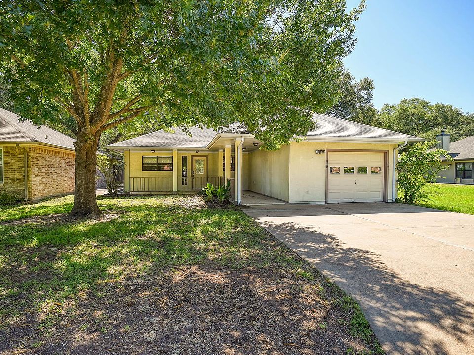 1st image of 504 Leah Ln