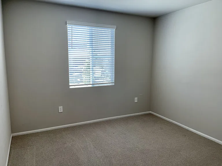 1048 Lumia Cir — Photo 19
