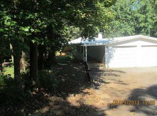 3700 Reece Cir, Flowery Branch, GA 30542