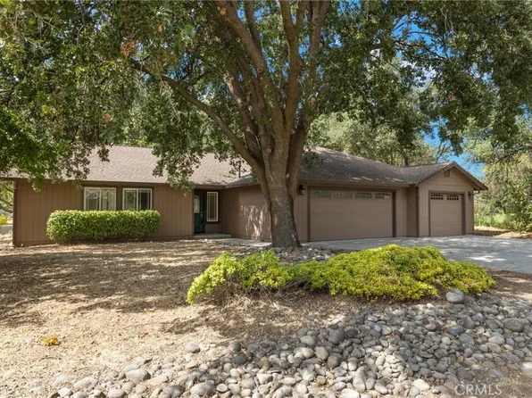 8479 Hollis St, Los Molinos, CA 96055