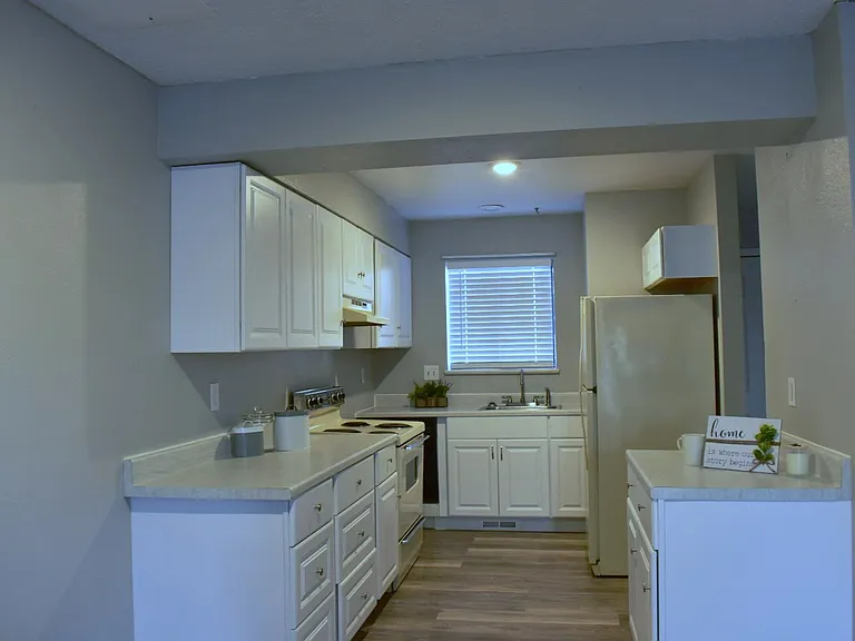 926 William Ct — Photo 10