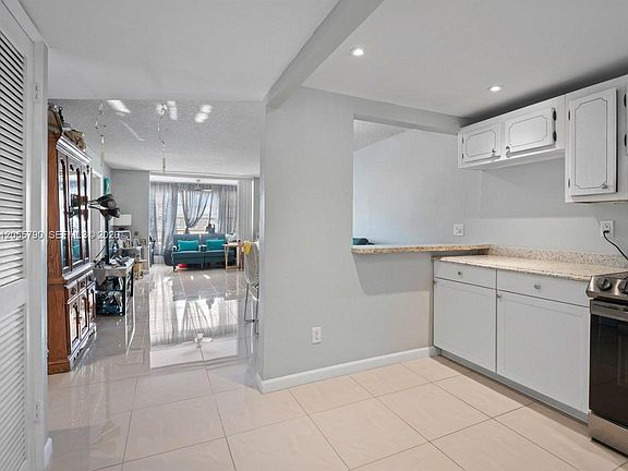 2nd image of 8600 Sunrise Lakes Blvd APT 201