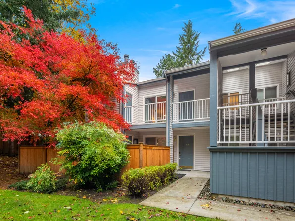 12690 NE 10th Pl, Bellevue, WA 98005