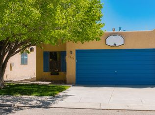 7202 Bobwhite Ln NE, Albuquerque, NM 87109