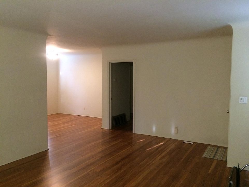 1st image of 1402 E Cornell Ave