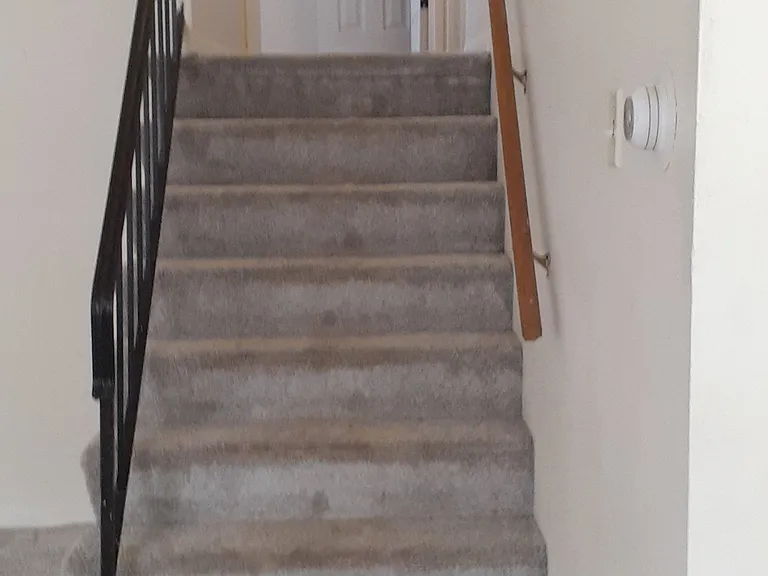 324 N Illinois Ave #F — Photo 2