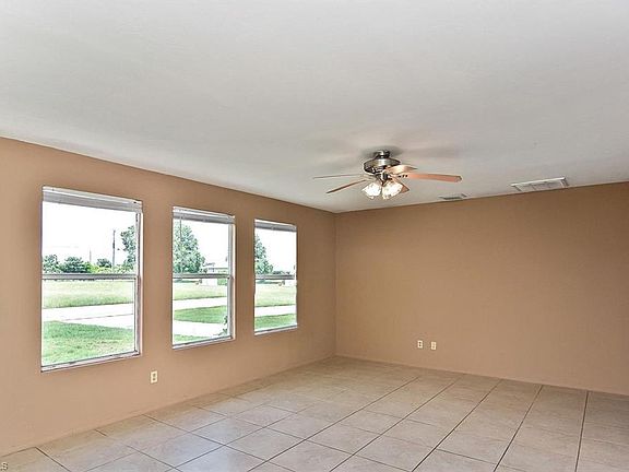 5th image of 2117 NE 23rd Pl