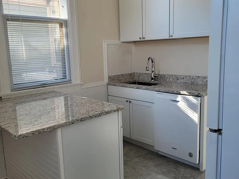 1305 Judson Ave #2 — Photo 6