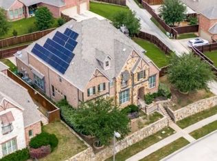 111 San Bernard Dr, Irving, TX 75039