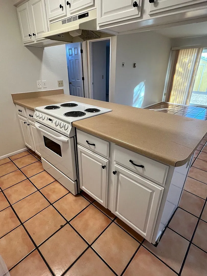 2 bed, 1.0 bath, 625 sqft, $1,025 — Photo 4