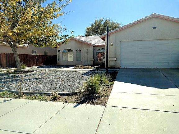 3rd image of 13321 Brianhead Ct