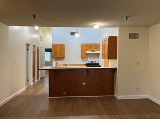 9710 Laurel St APT 202, Bellflower, CA 90706