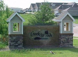 4905 N Creek Woods Dr, Saint Joseph, MO 64507