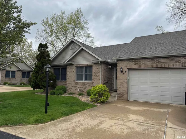 7501 N Villa Lake Dr Unit 4B, Peoria, IL 61614