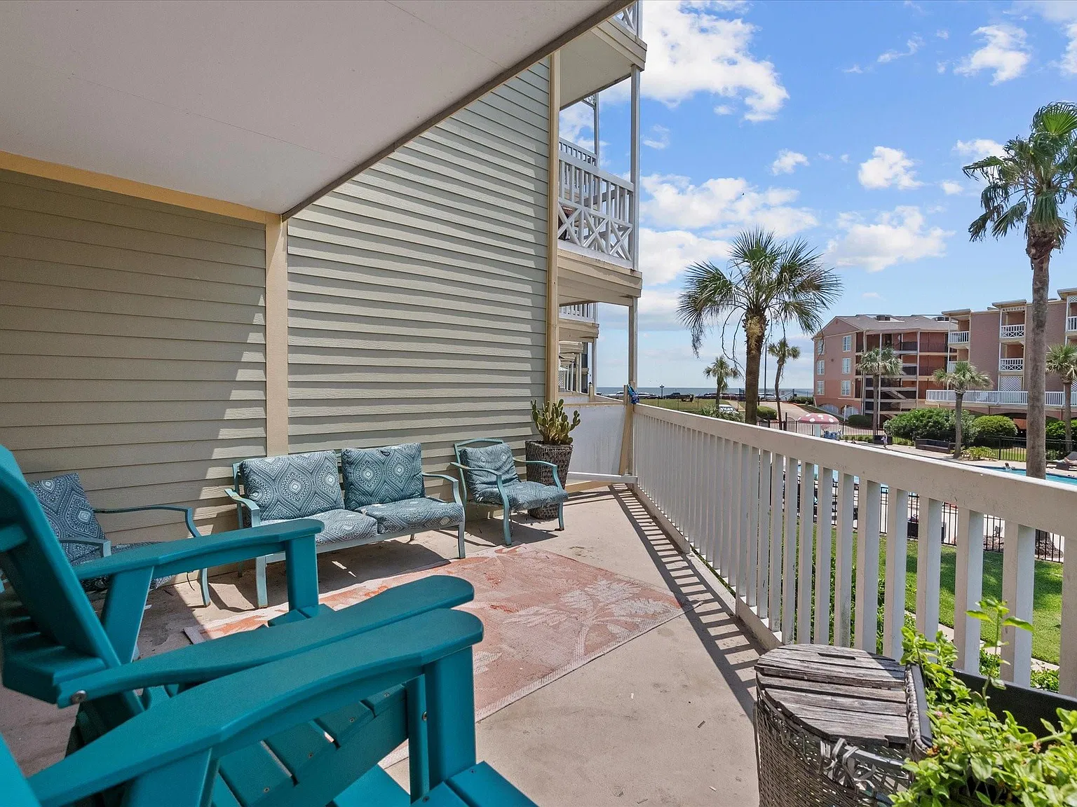 1 bed, 1.0 bath, 474 sqft, $1,350 — Photo 4