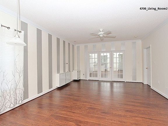 Living Room 2nd Phot