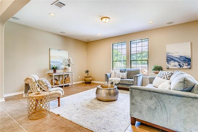 1st image of 10237 English Oak Dr