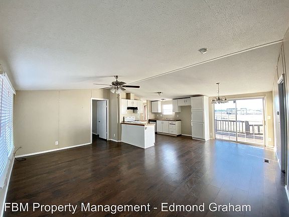5th image of 6101 Black Springs Ln